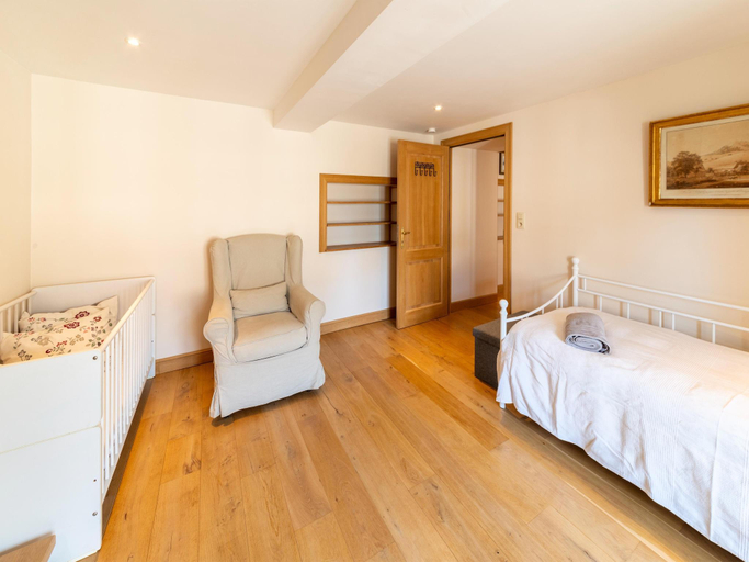 Others 3, Charming Farmhouse in Ouffet for 7, Liège