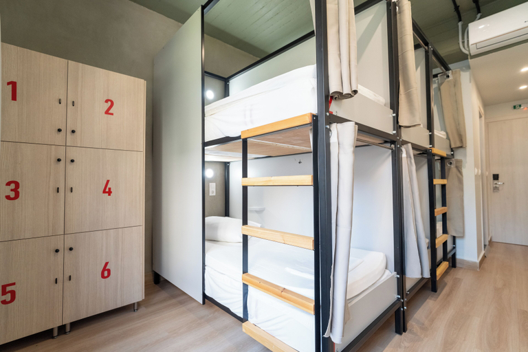 Bedroom 3, Athens Hawks Urban, Attica