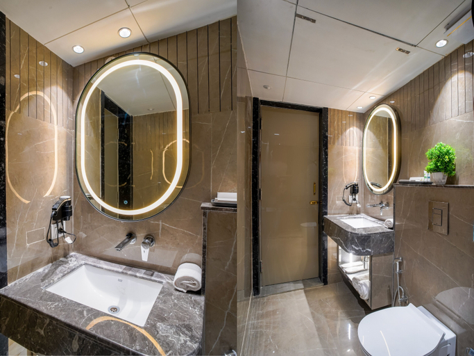 Bathroom, Hotel Horizon By Shanti, Delhi