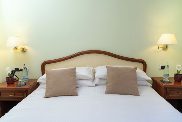 Bedroom 4, Hotel Funicolare, Como