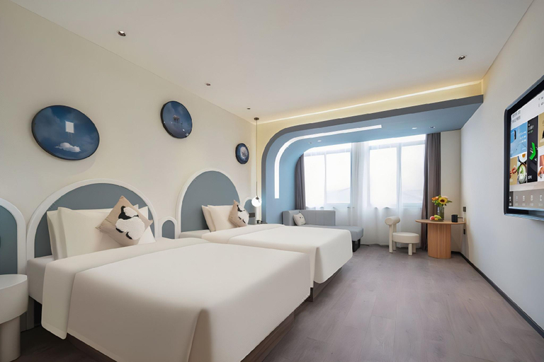 Bedroom 2, Atour Hotel Anji MixC World Tiyuguan Road, Huzhou