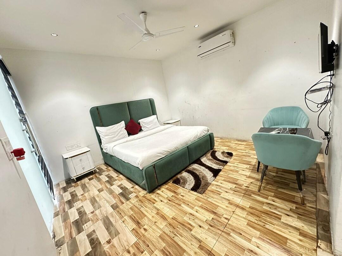 Bedroom 3, Rivaz Hotel And Restaurant, Delhi