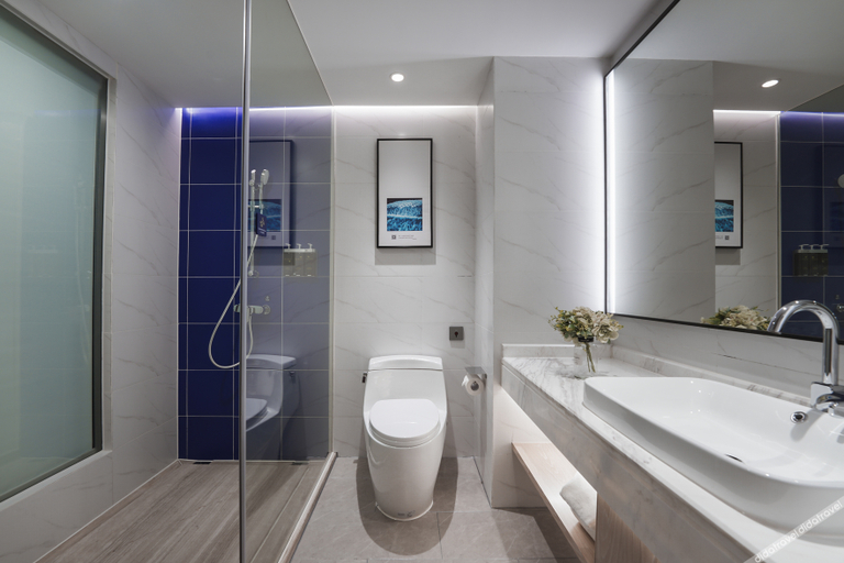 Bathroom 3, Kyriad Marvelous Hotel Shenzhen Guangming Zhenmei Metro Station, Shenzhen
