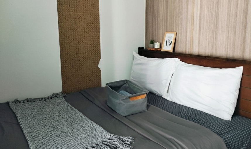 Room 4, Shore City Central Stay Apartments, Pasay City