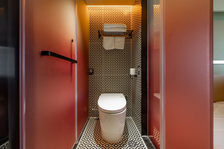 Bathroom 4, Super-Times Hotel, Guangzhou