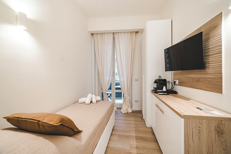 Bedroom 4, Monteverde Vatican, Rome