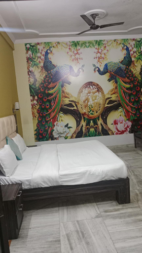Bedroom 2, Hotel Oasis international haridwar , Dehradun