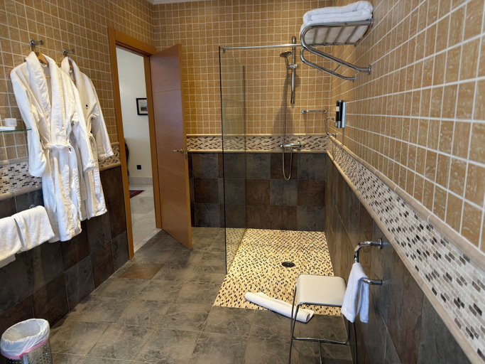Bathroom 3, Los Cinco Enebros Hotel Spa by Bossh Hotels, Madrid