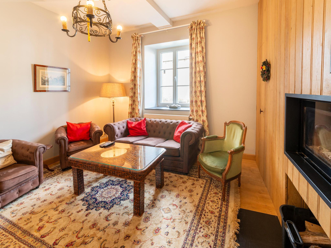 Others 5, Charming Farmhouse in Ouffet for 7, Liège