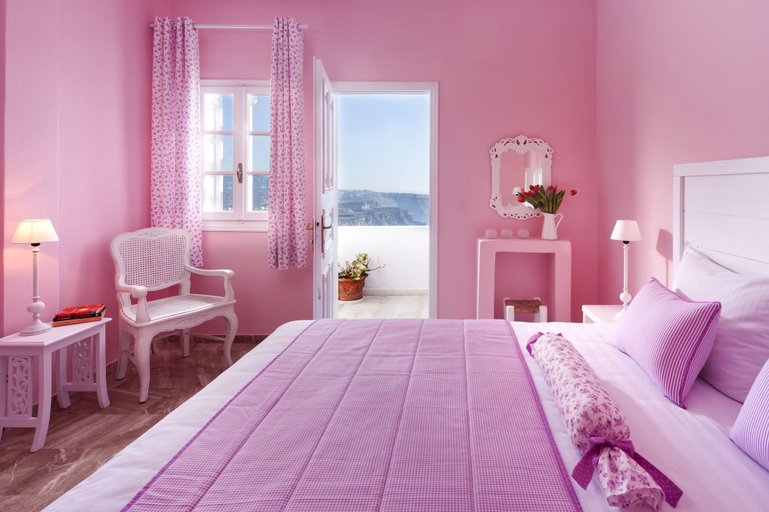 Room 4, Santorini Roses Suites, South Aegean