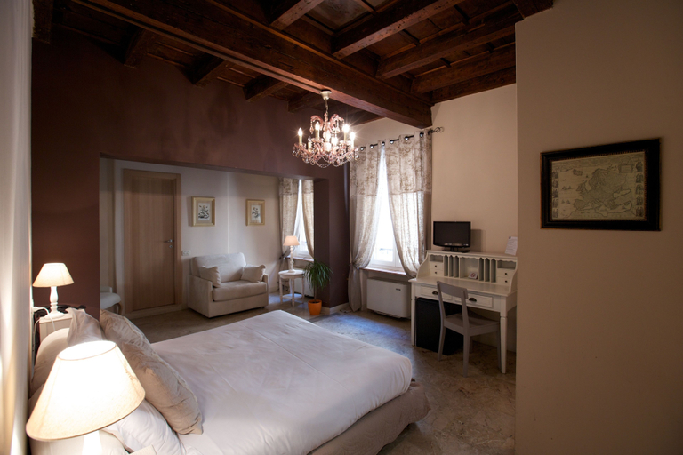 Bedroom 5, Hotel Broletto Mantova - centro storico, Mantua