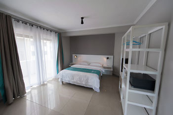 Others 4, GoSun Beach Residence, Black River