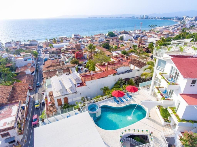 Others 5, La Casa Blanca, Puerto Vallarta