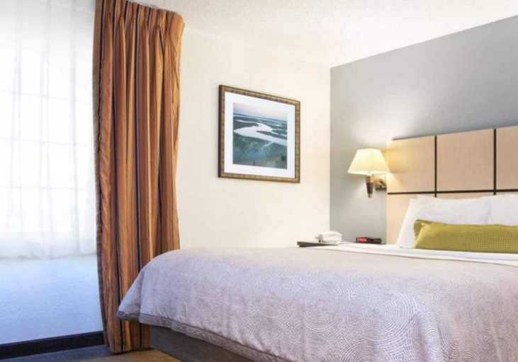 Bedroom 3, MainStay Suites Southfield-Detroit, Oakland