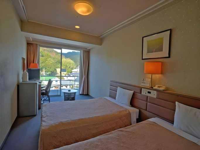 Bedroom 2, Diamond Setouchi Marine Hotel, Tamano