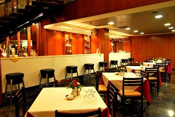 Others 5, Iniohos Hotel, Attica