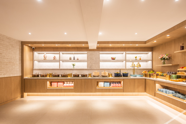 Food & Drinks 4, HanTing Hotel (Luoyang Yingtianmen Zhouwangcheng Square ), Luoyang