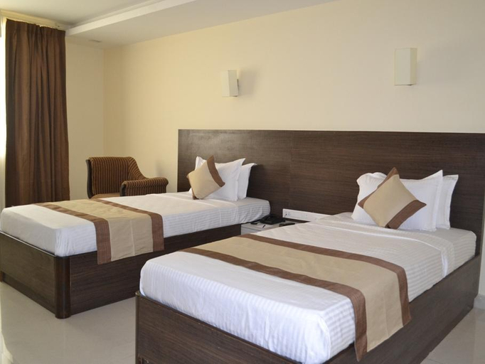 Others 5, Hotel Allum, Bellary