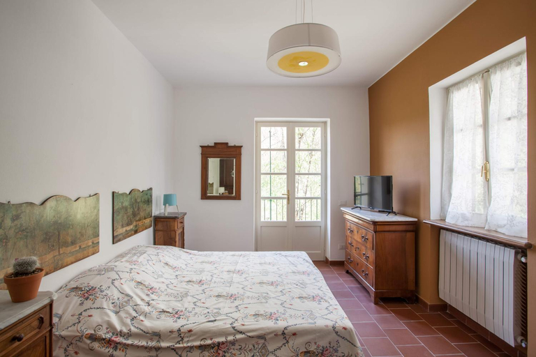Bedroom, AMERICA NEI BOSCHI B&B, Cuneo