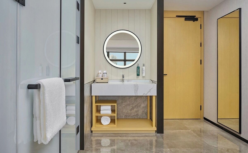 Bathroom 5, Hilton Garden Inn Foshan Lishui-Free Shuttle Bus To Canton Fair, Foshan
