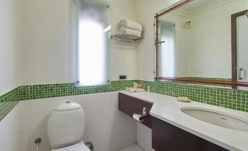 Bathroom 2, Clubhouse Nami Residency by CheckIn, Ahmedabad, Ahmadabad