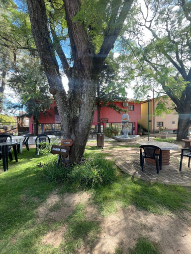 Outdoor dining, Gran Turin Hotel, Punilla