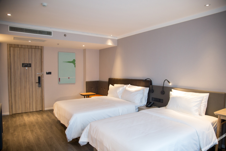 Bedroom 2, Hanting Premium Hotel Yantai Laishan Yingchun, Yantai