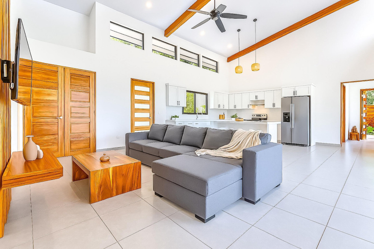 Living area 4, Trono del Pacifico, Osa