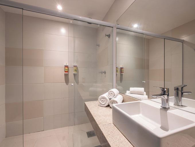 Bathroom 5, B&B Hotels RJ Copacabana Forte, Rio de Janeiro