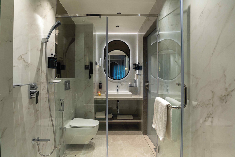 Bathroom 4, Grand Residency Hotel & Serviced Apartments, Mumbai Suburban