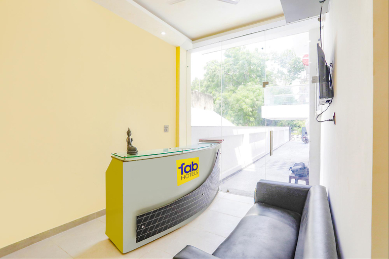 Bathroom 4, FabHotel Sunrise Sector 56, Gautam Buddha Nagar