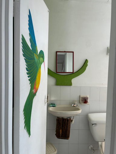 Bathroom 5, La Casa del Pueblo, Jardín
