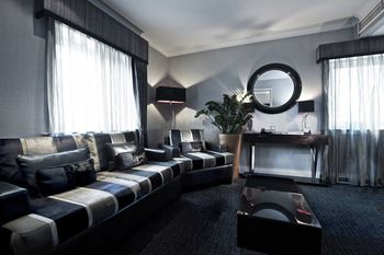 Others 5, Stamford Bridge Hotel London, London