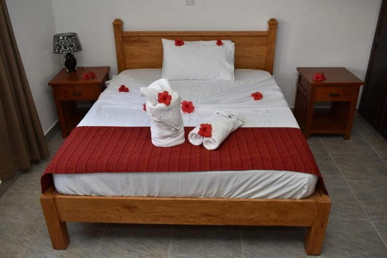 Bedroom 2, Zeph Self Catering Apartment