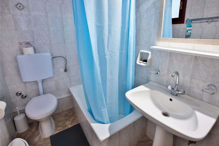 Bathroom 5, New Aurora Apts Studios, Crete