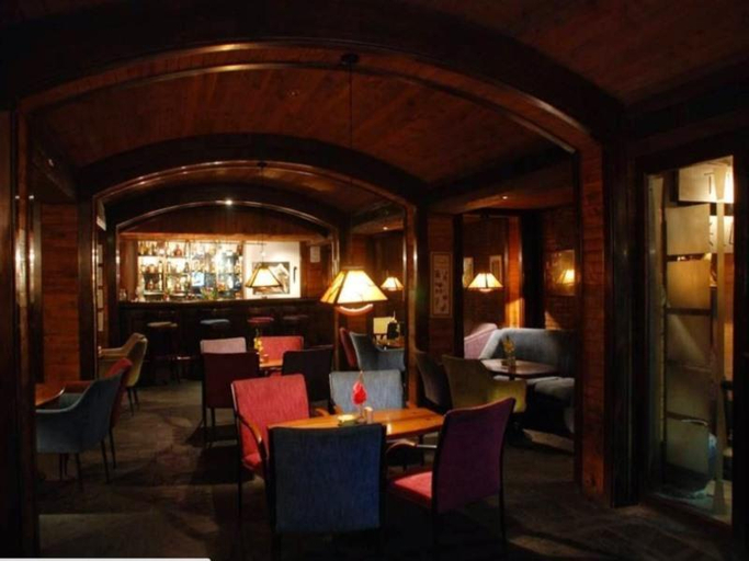 Food & Drinks 4, Hotel Crystal Palace, Meerut