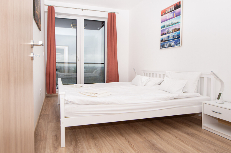 Others 2, WaterFront City Apartments by FirstHost, Budapesti