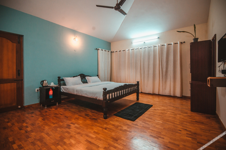 Bedroom 2, Hidden Heaven, The Nilgiris