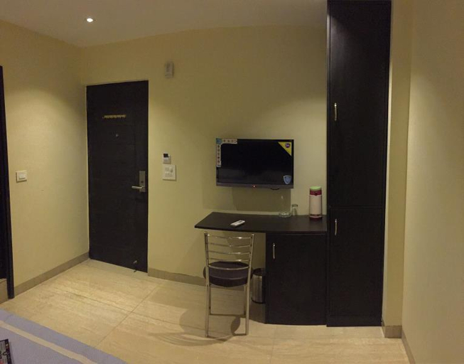Others 5, Solitaire Hotel, Delhi