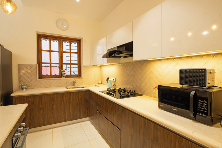Private kitchen 4, ELIVAAS Lumin 4 BHK with Pool in Arpora, North Goa