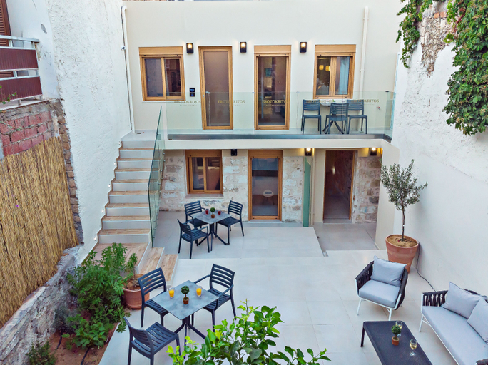 Exterior & Views, Erotokritos Luxury City Suites, Crete