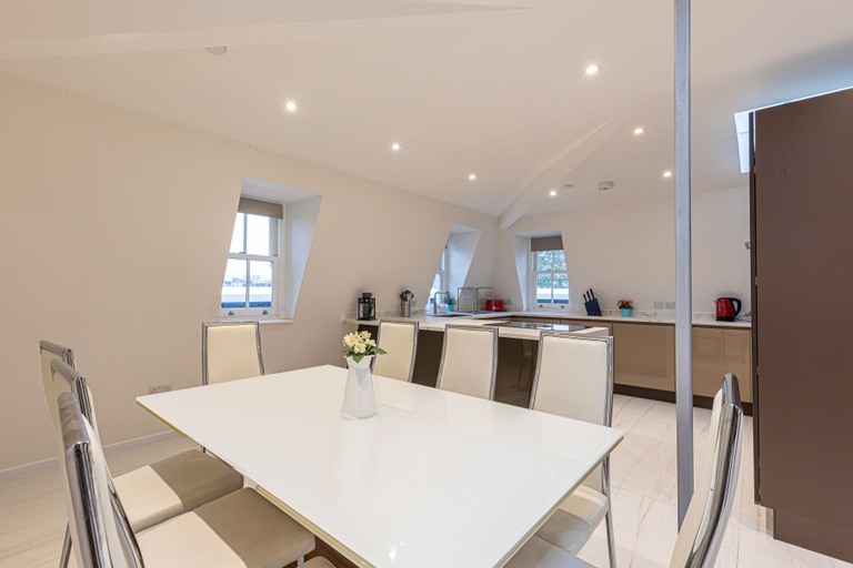 Food & Drinks 4, Marylebone Apartments, London