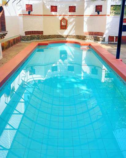Sport & Beauty, Nivah, Moradabad