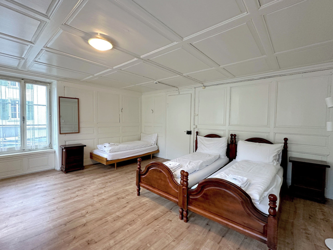 Bedroom 2, Hotel Rebstock, Oberhasli