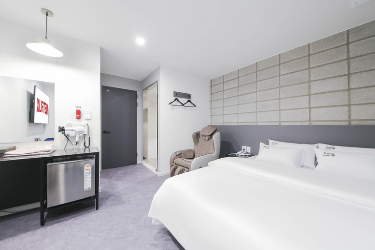 Bedroom 2, Hotel Maru Danyang branch, Danyang