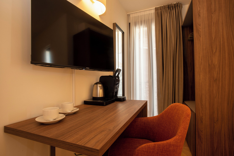 Room 2, Fenice Studios, Venezia