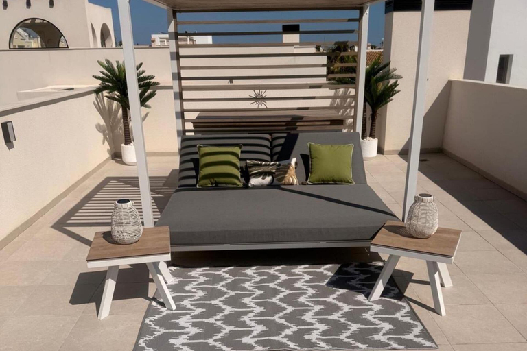 Terrace/patio 5, 3 Bed Villa - Sleeps 6 - Private Pool - Parking, Alicante