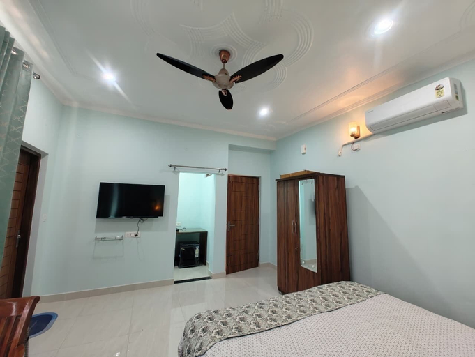 Room 2, AASRA PARADISE HOTEL, Kangra