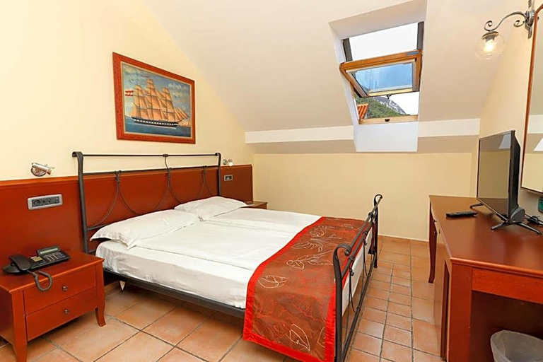 Bedroom 3, Splendido