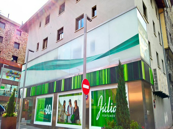 5, Pas de la Casa Apartments, Pyrénées-Orientales